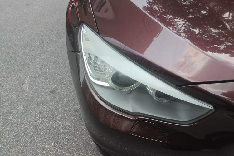 Used BMW 5 Series GT 2015 528i Leading Model Right Front Headlight