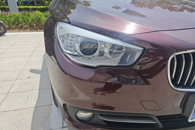 Used BMW 5 Series GT 2015 528i Leading Model Right Front Headlight