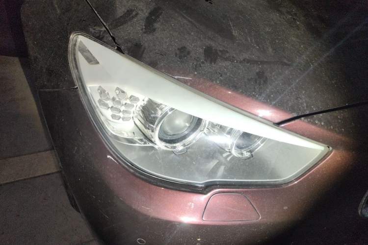Used BMW 5 Series GT 2015 528i Leading Model Right Front Headlight