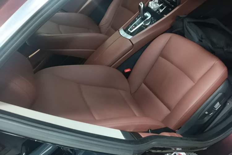 Used BMW 5 Series GT 2015 528i Leading Model Right Front Seat