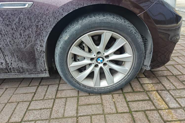 Used BMW 5 Series GT 2015 528i Leading Model Right Front Wheel Hub