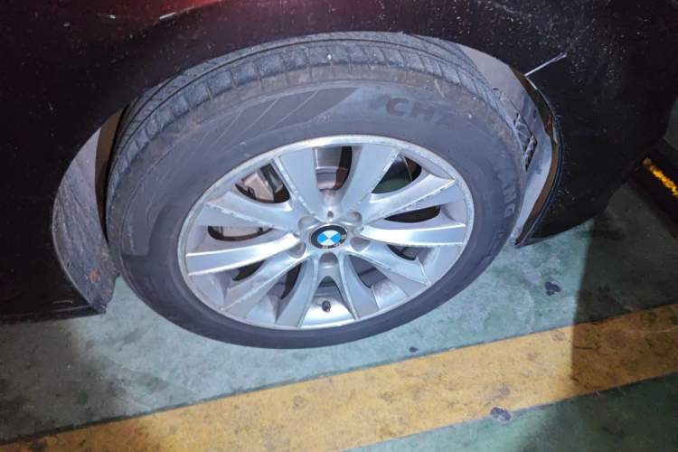 Used BMW 5 Series GT 2015 528i Leading Model Right Front Wheel Hub