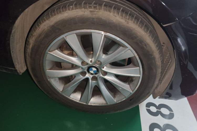 Used BMW 5 Series GT 2015 528i Leading Model Right Front Wheel Hub