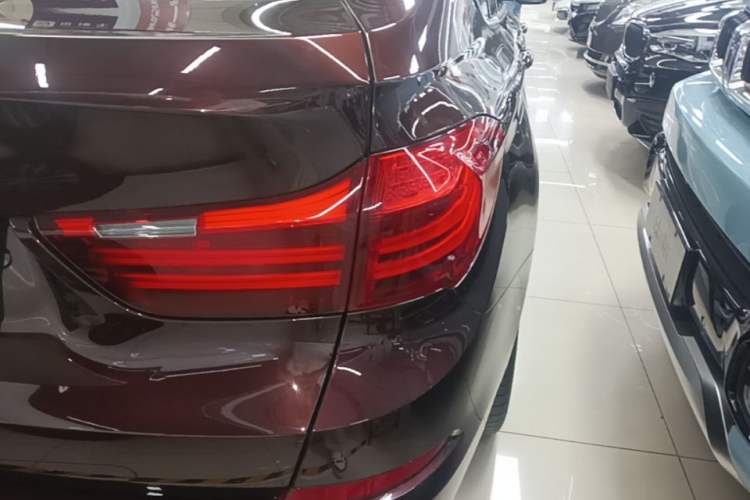 Used BMW 5 Series GT 2015 528i Leading Model Right Rear Taillight