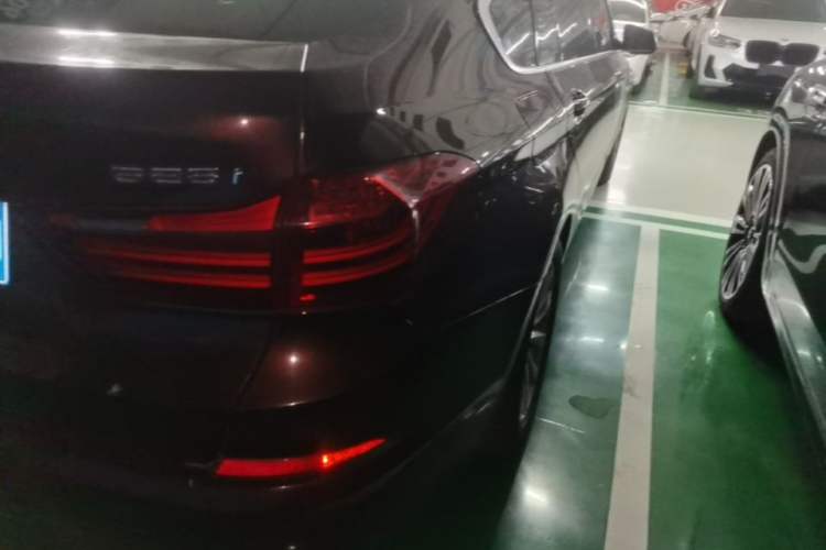 Used BMW 5 Series GT 2015 528i Leading Model Right Rear Taillight