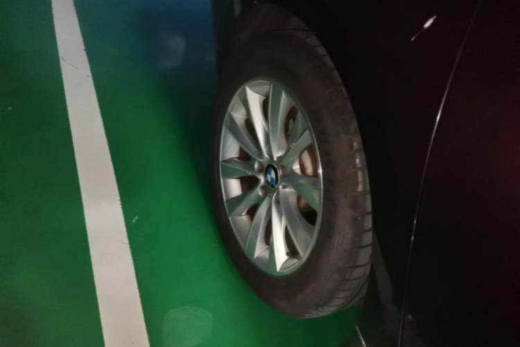 Used BMW 5 Series GT 2015 528i Leading Model Right Rear Wheel Hub