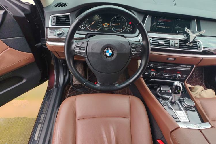 Used BMW 5 Series GT 2015 528i Leading Model Steering Wheel