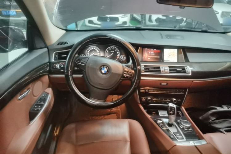 Used BMW 5 Series GT 2015 528i Leading Model Steering Wheel