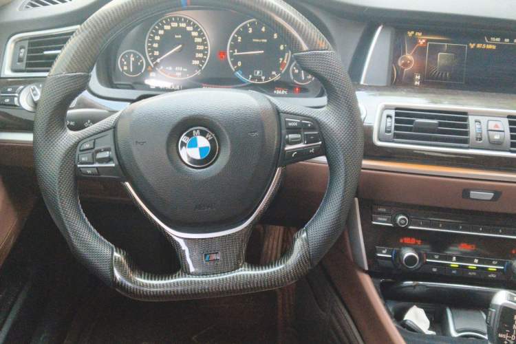 Used BMW 5 Series GT 2015 528i Leading Model Steering Wheel