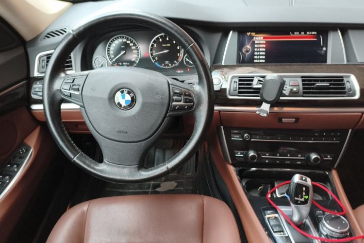 Used BMW 5 Series GT 2015 528i Leading Model Steering Wheel
