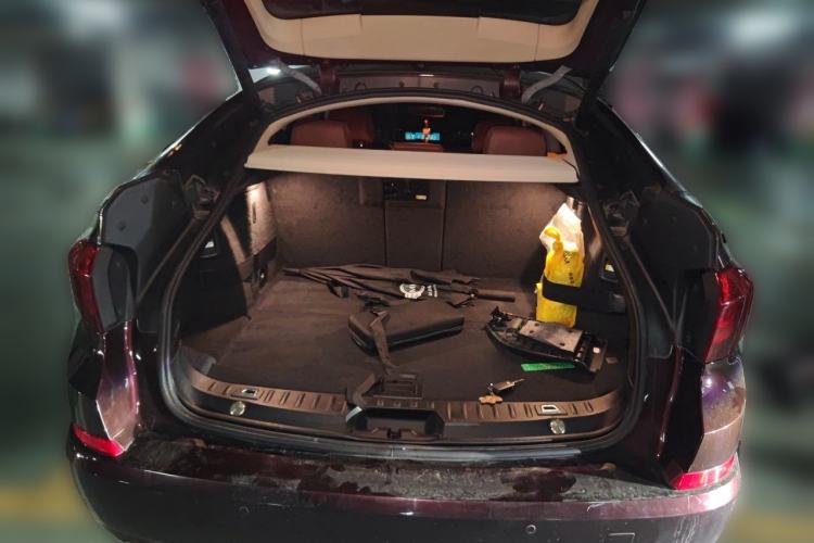 Used BMW 5 Series GT 2015 528i Leading Model Trunk