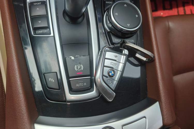 Used BMW 5 Series GT 2015 528i Leading Model Vehicle Key