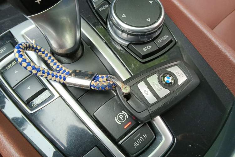 Used BMW 5 Series GT 2015 528i Leading Model Vehicle Key