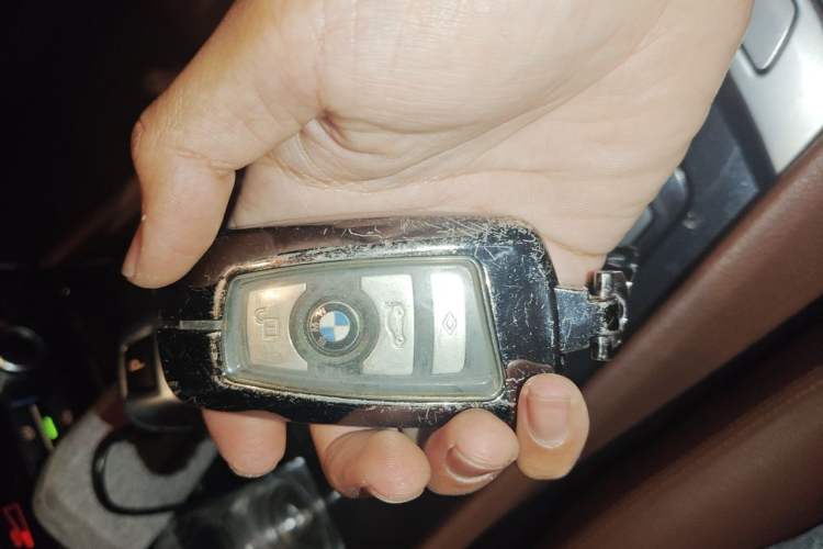 Used BMW 5 Series GT 2015 528i Leading Model Vehicle Key
