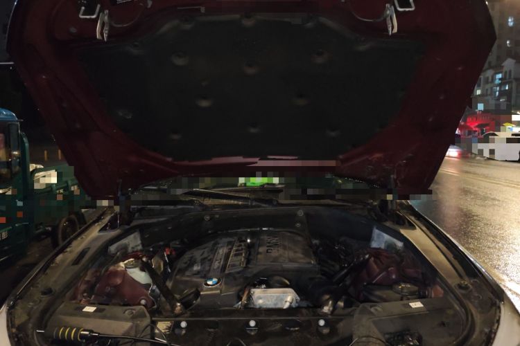 Used BMW 5 Series GT 2015 535i Luxury Edition Engine Bay