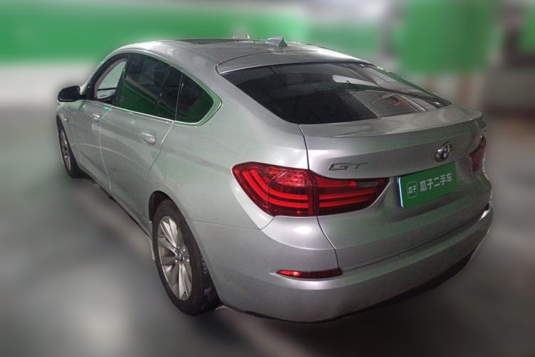 Used BMW 5 Series GT 2015 528i Leading Model Rear Left 45 Deg