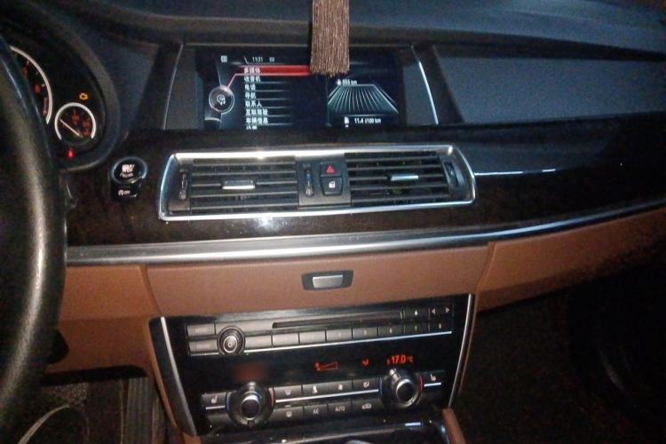Used BMW 5 Series GT 2015 528i Leading Model Audio And AC Panel