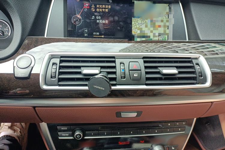 Used BMW 5 Series GT 2015 528i Leading Model Audio And AC Panel