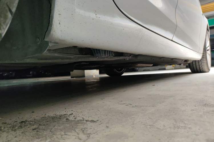 Used BMW 5 Series GT 2015 528i Luxury Edition Chassis Rear Right
