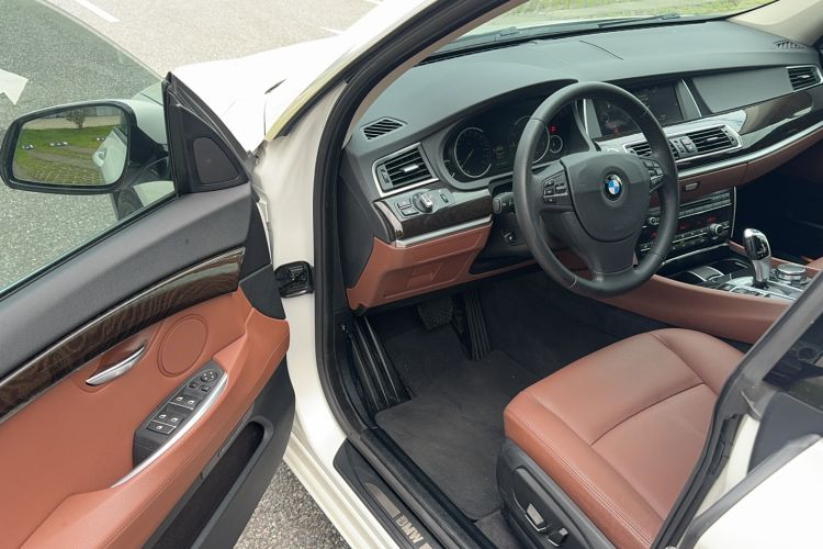 Used BMW 5 Series GT 2015 528i Leading Model Driver Seat