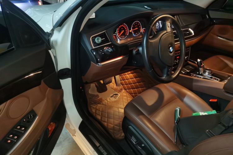 Used BMW 5 Series GT 2015 528i Leading Model Driver Seat