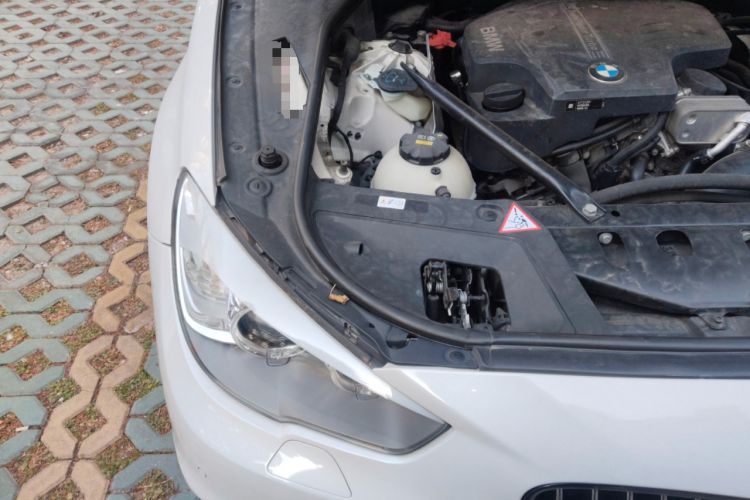 Used BMW 5 Series GT 2015 528i Luxury Edition Engine Bay Right