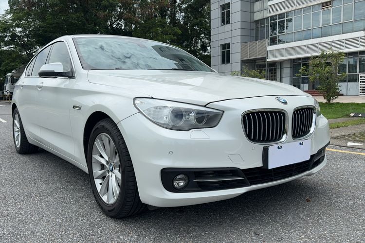 Used BMW 5 Series GT 2015 528i Leading Model Exterior 1