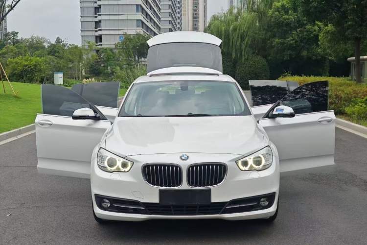 Used BMW 5 Series GT 2015 528i Leading Model Exterior 2