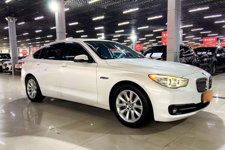 Used BMW 5 Series GT 2015 528i Leading Model Exterior 2