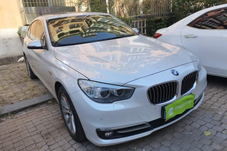 Used BMW 5 Series GT 2015 528i Leading Model Exterior 2