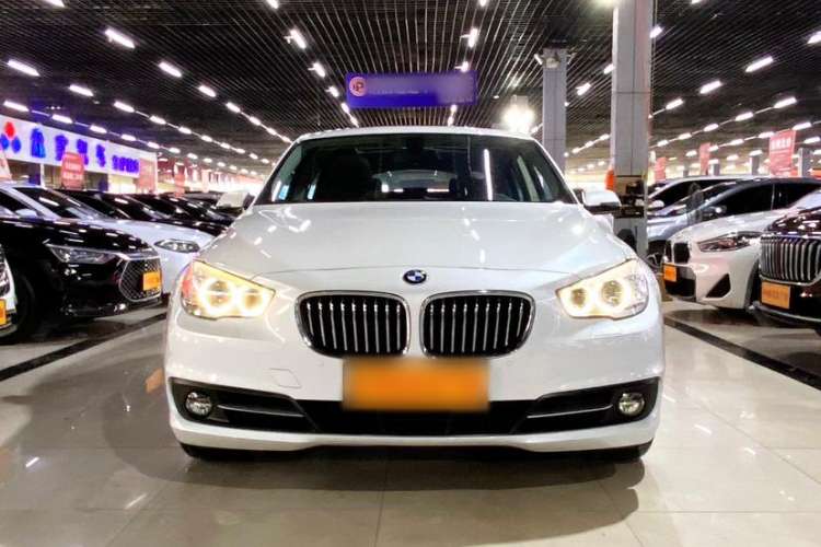 Used BMW 5 Series GT 2015 528i Leading Model Exterior 3