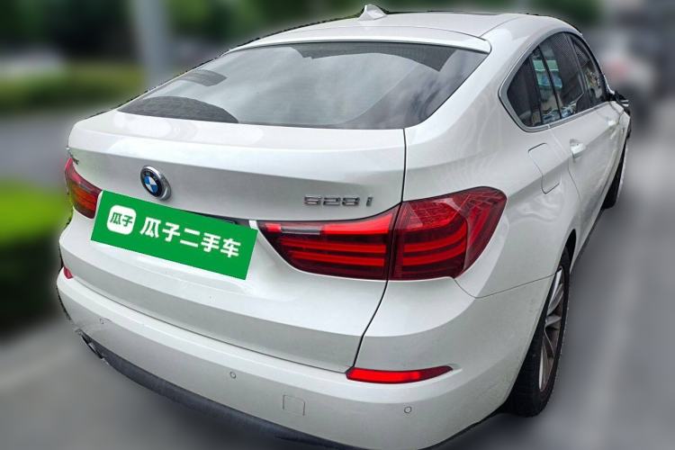 Used BMW 5 Series GT 2015 528i Leading Model Exterior 5