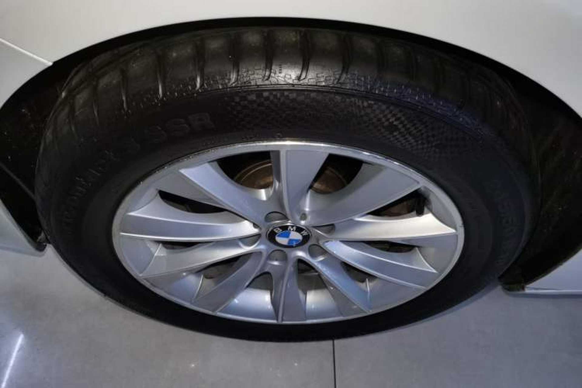 Used BMW 5 Series GT 2015 528i Leading Model Exterior 7