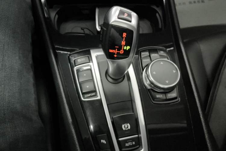Used BMW 5 Series GT 2015 528i Leading Model Gear Lever
