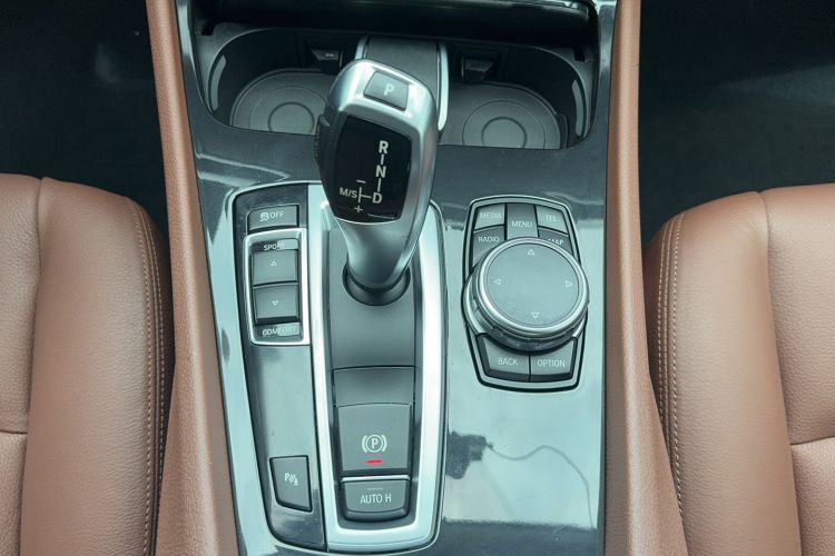 Used BMW 5 Series GT 2015 528i Leading Model Gear Lever