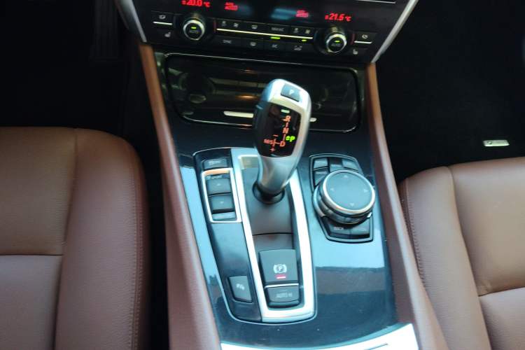 Used BMW 5 Series GT 2015 535i Leading Model Gear Lever