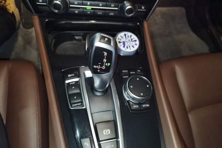 Used BMW 5 Series GT 2015 528i Leading Model Gear Lever