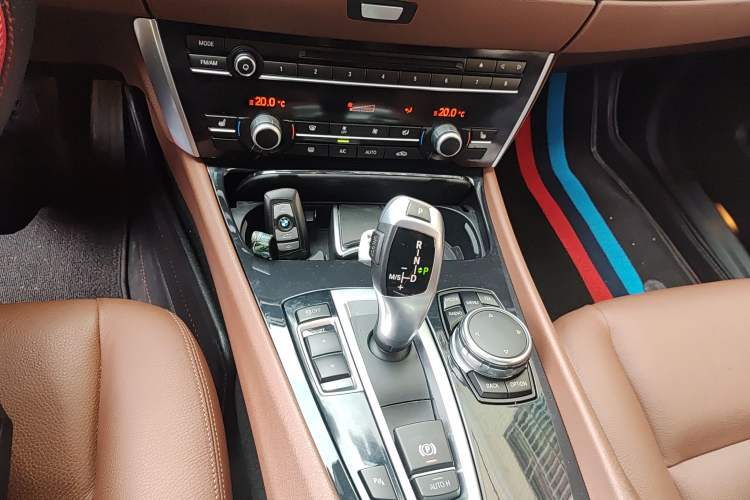Used BMW 5 Series GT 2015 528i Leading Model Gear Lever