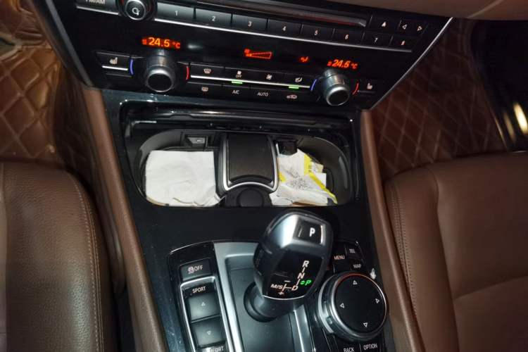Used BMW 5 Series GT 2015 528i Leading Model Gear Lever