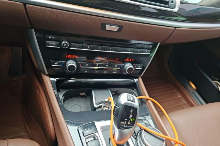 Used BMW 5 Series GT 2015 528i Leading Model Gear Lever