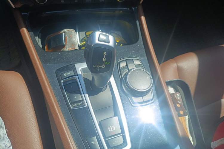 Used BMW 5 Series GT 2015 528i Leading Model Gear Lever