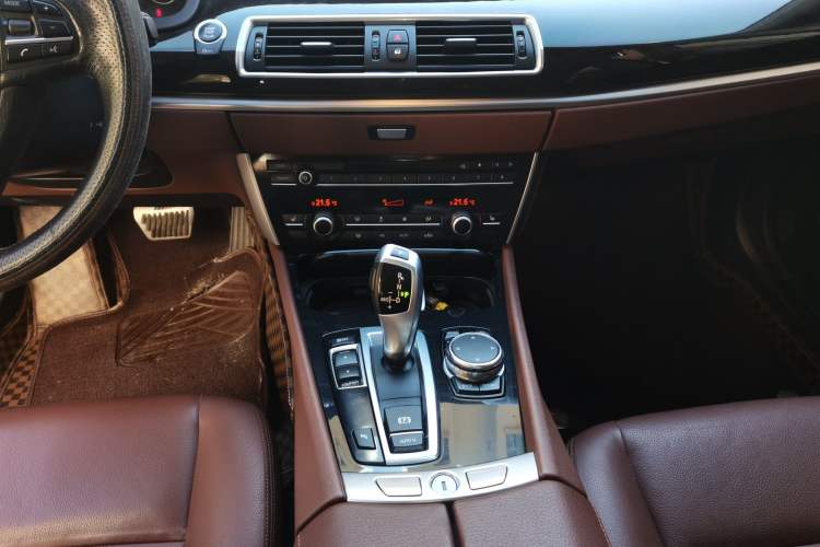 Used BMW 5 Series GT 2015 528i Leading Model Gear Lever