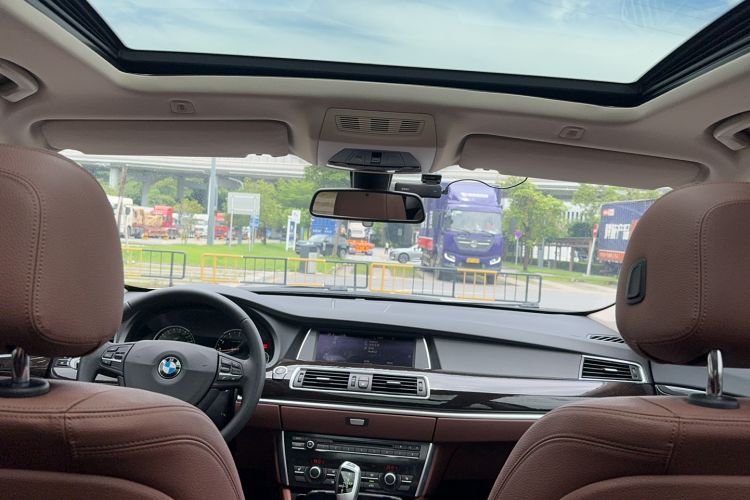 Used BMW 5 Series GT 2015 528i Leading Model Headliner