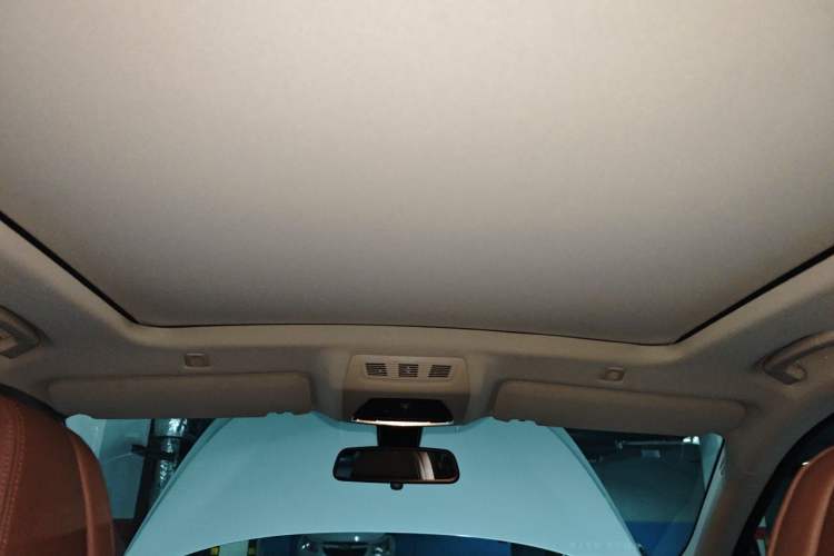 Used BMW 5 Series GT 2015 535i xDrive Headliner