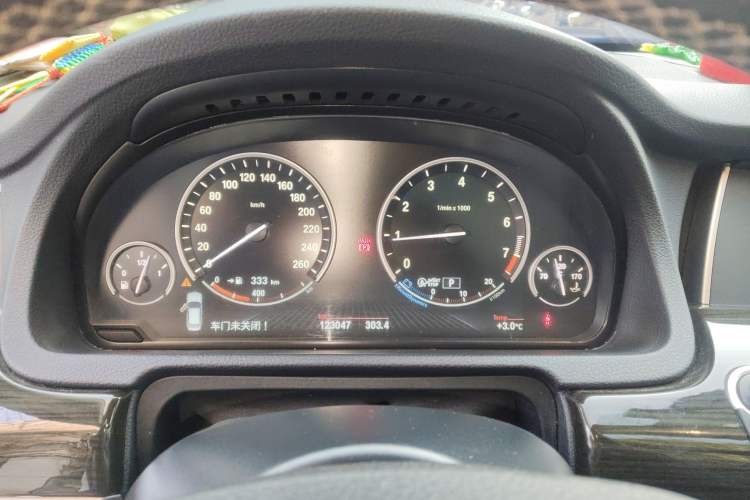 Used BMW 5 Series GT 2015 528i Luxury Edition Instrument Cluster