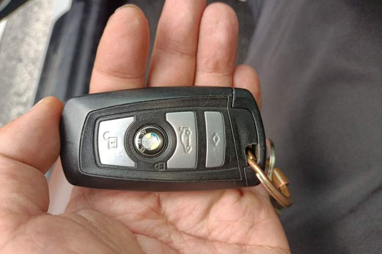 Used BMW 5 Series GT 2015 528i Leading Model Interior 1