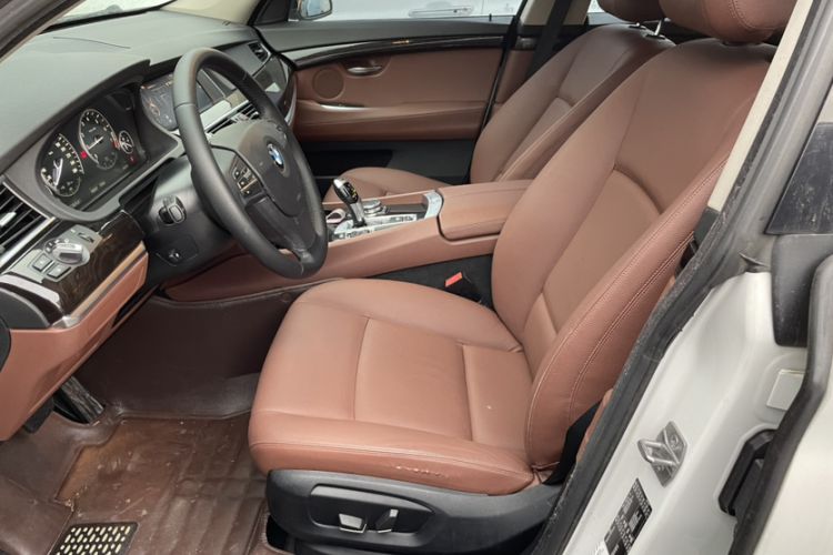 Used BMW 5 Series GT 2015 528i Leading Model Left Front Seat