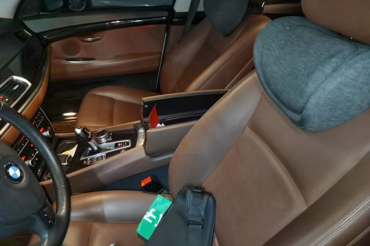 Used BMW 5 Series GT 2015 528i Leading Model Left Front Seat