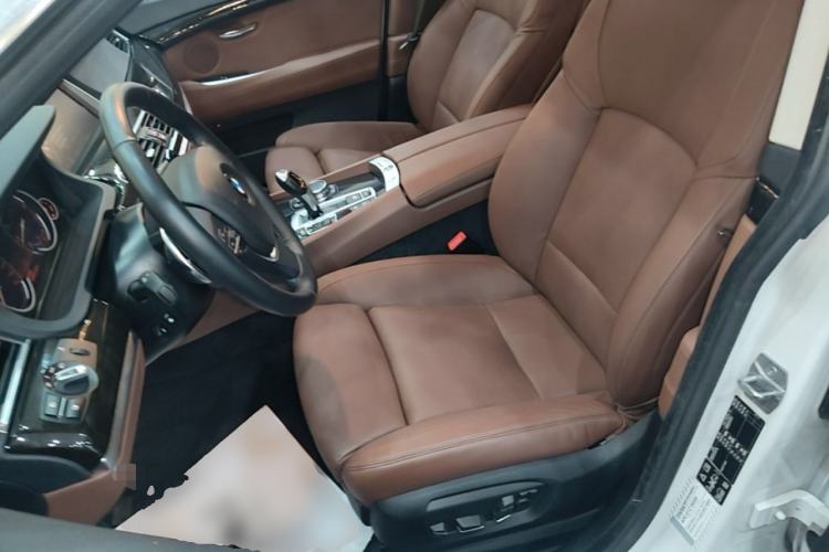 Used BMW 5 Series GT 2015 535i xDrive Left Front Seat