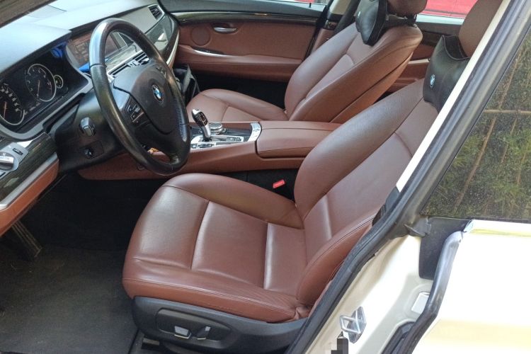 Used BMW 5 Series GT 2015 528i Leading Model Left Front Seat